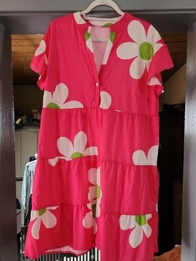 Bright Pink Floral Tiered Dress with White & Green Daisy Print